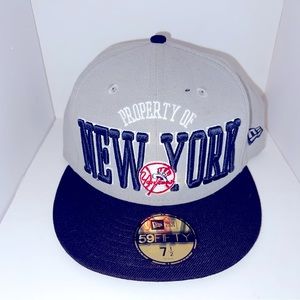 Gray and Navy New Era fitted size 7 1/2 good condition